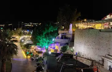 Villa Konaklamanız Sırasında Bir Seyahat Dergisi Nasıl Yazılır