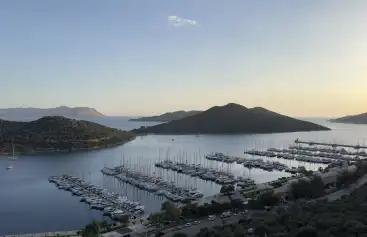 Kalkan'da Farklı Mevsimler İçin Paketleme