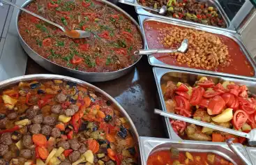 Fethiye'nin Mutfak Sahnesini Keşfetmek: En İyi Yerel Yemekler