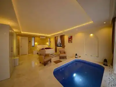 Isıtmalı Havuzlu Villalar