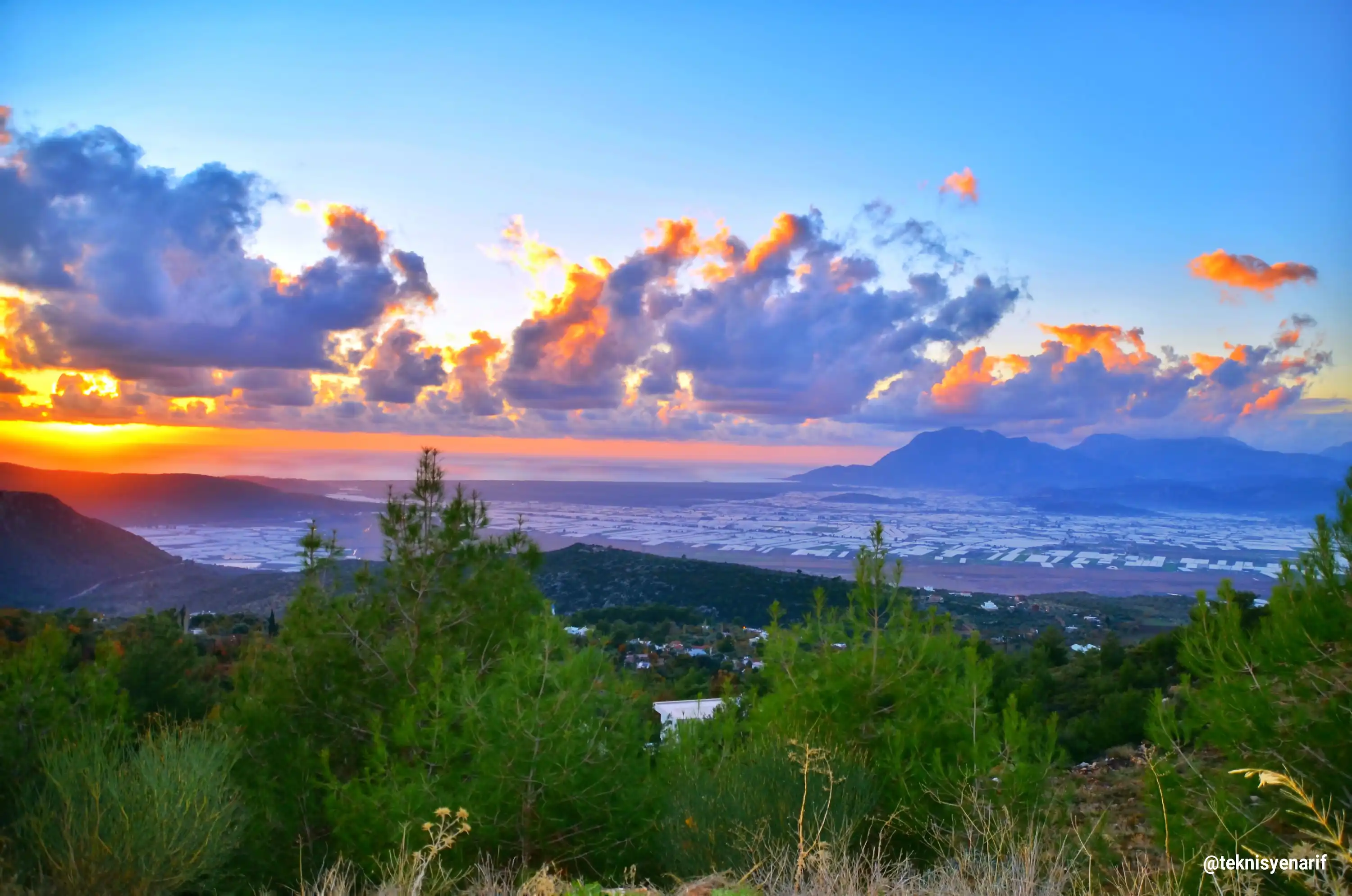 Uzaktan İşin Yükselişi: Üzümlü' de Bir Villa Kiralama