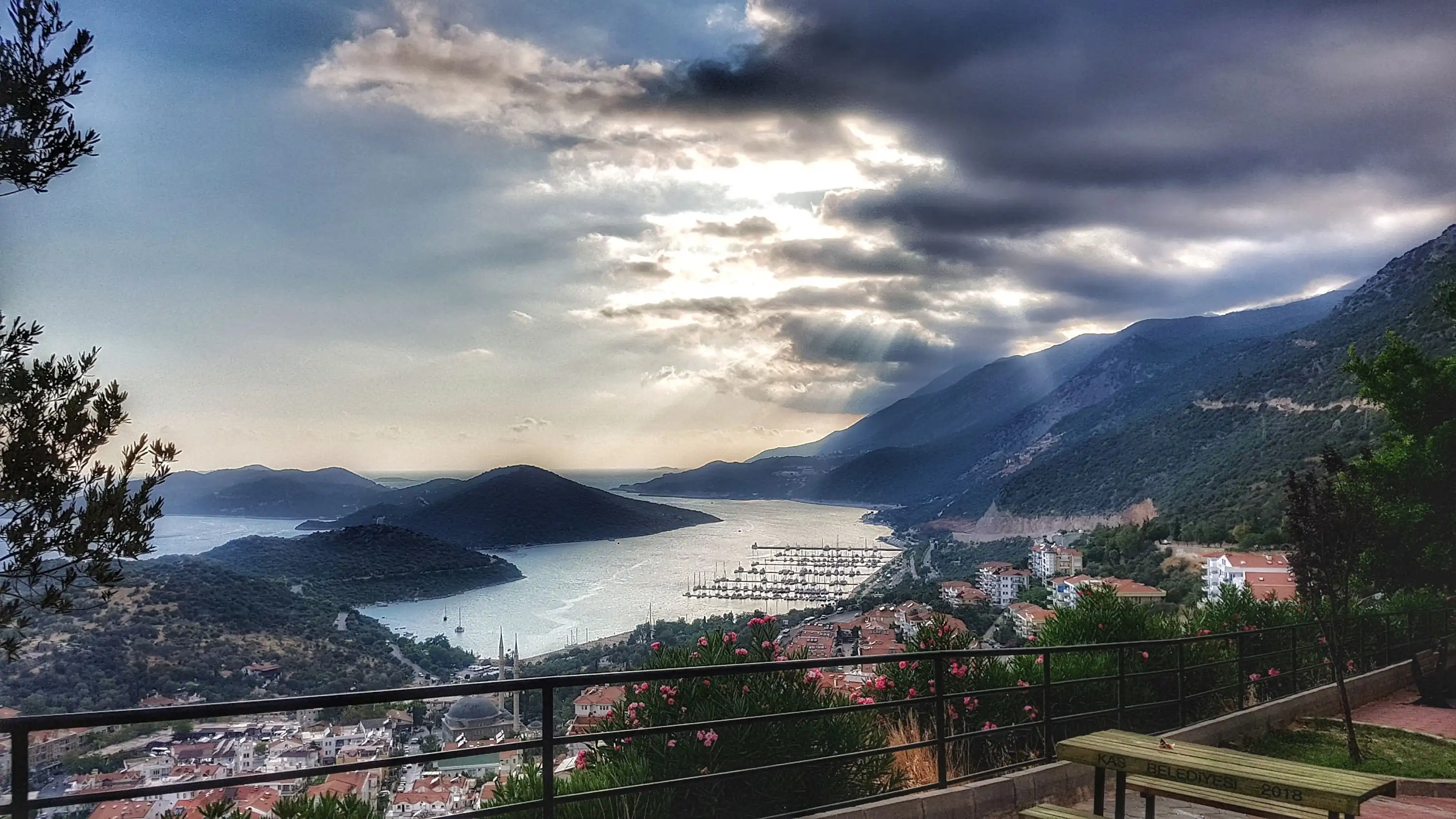 Kalkan'da Grup Kaçakları İçin En İyi Villalar