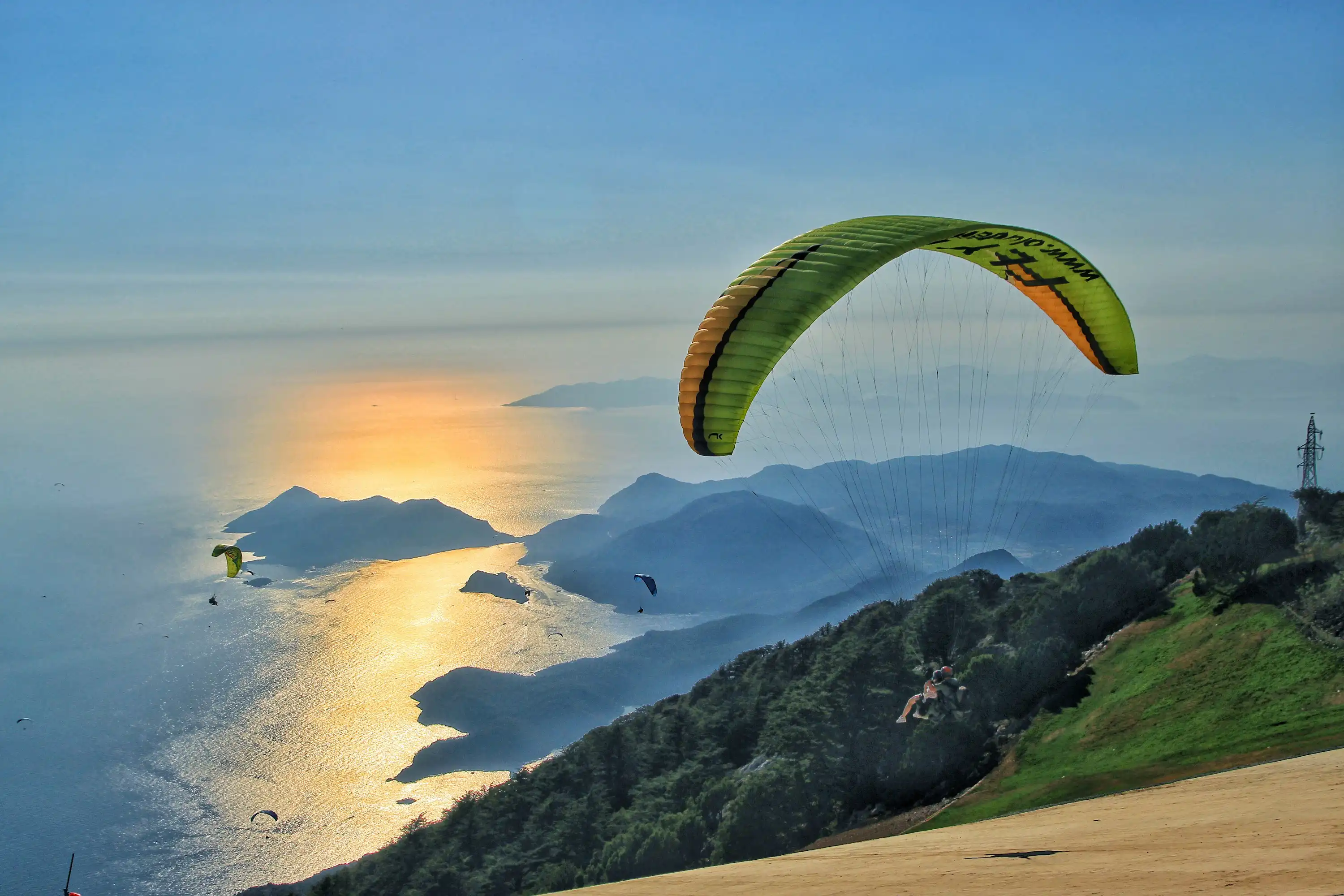Ölüdeniz' de Macera Sporları: Yamaç ve Daha Fazlası