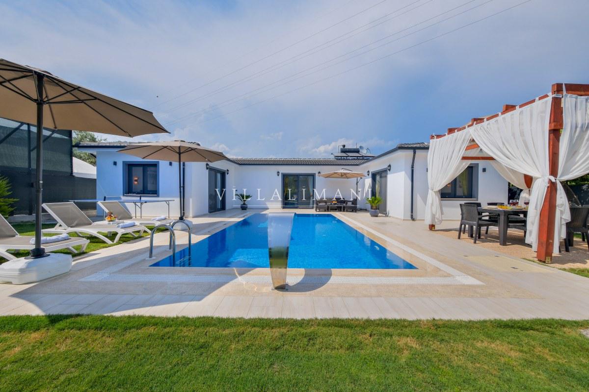 Villa Sirius