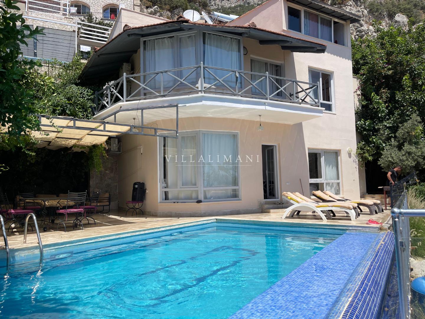 Villa Light 11