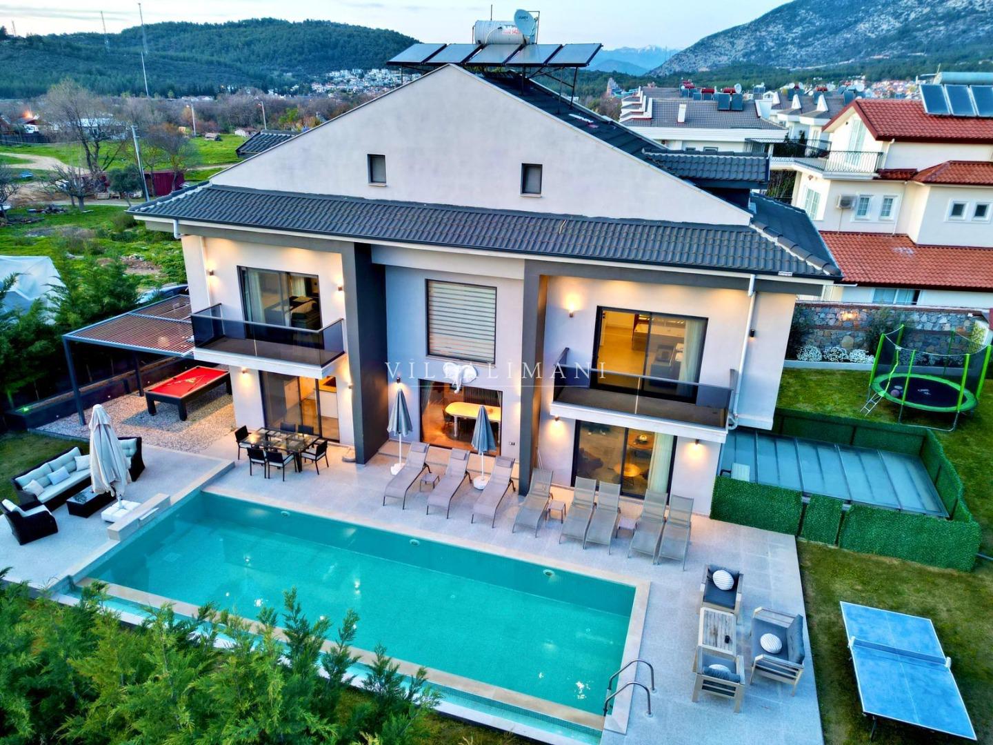 Villa Lumora