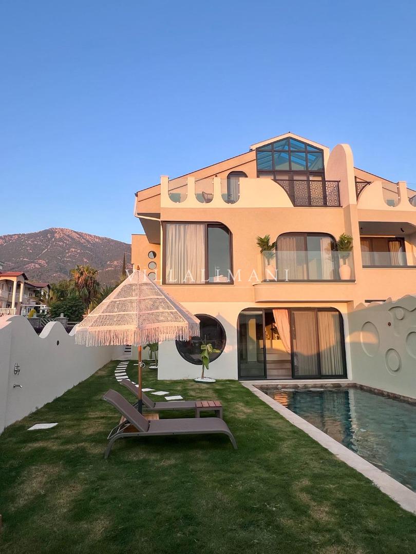 Villa Nymora House